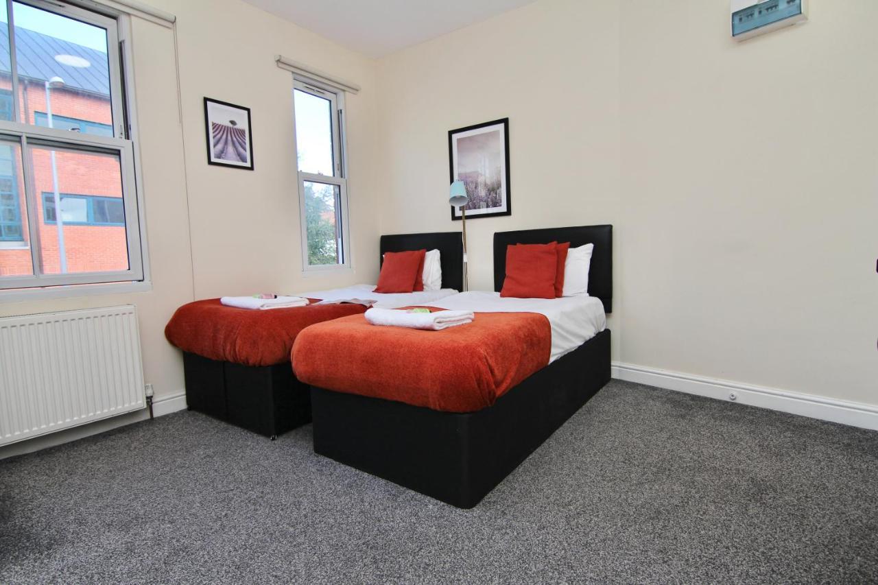 Lovely Twin Bed Studio Near Coventry Shopping Centre Екстер'єр фото
